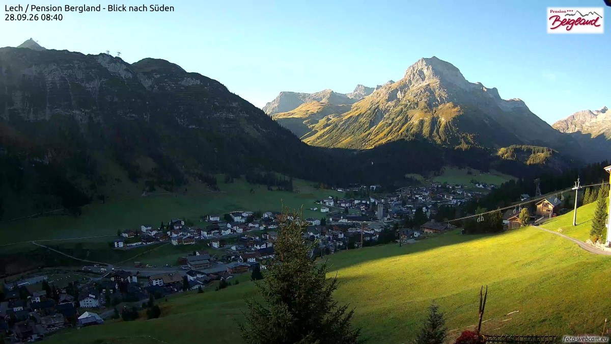 Archived image Webcam Lech am Arlberg - Guesthouse Bergland