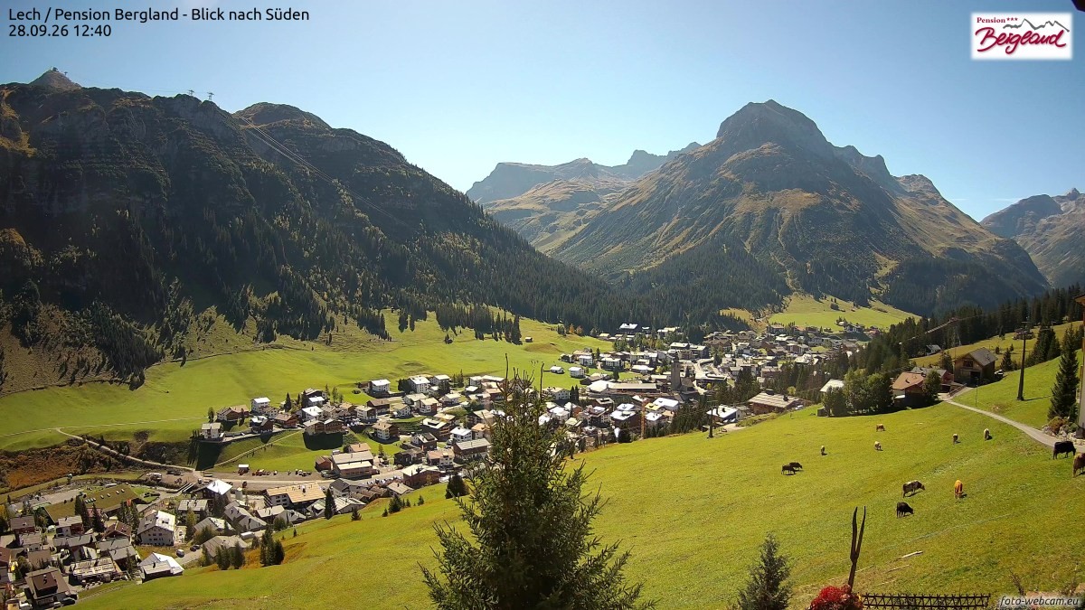 Archived image Webcam Lech am Arlberg - Guesthouse Bergland