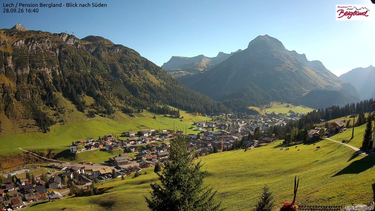 Archived image Webcam Lech am Arlberg - Guesthouse Bergland