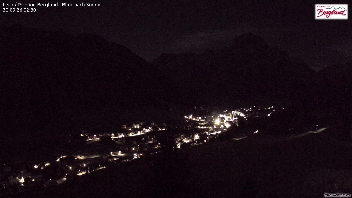 Archiv Foto Webcam Oberlech: Ausblick Pension Bergland