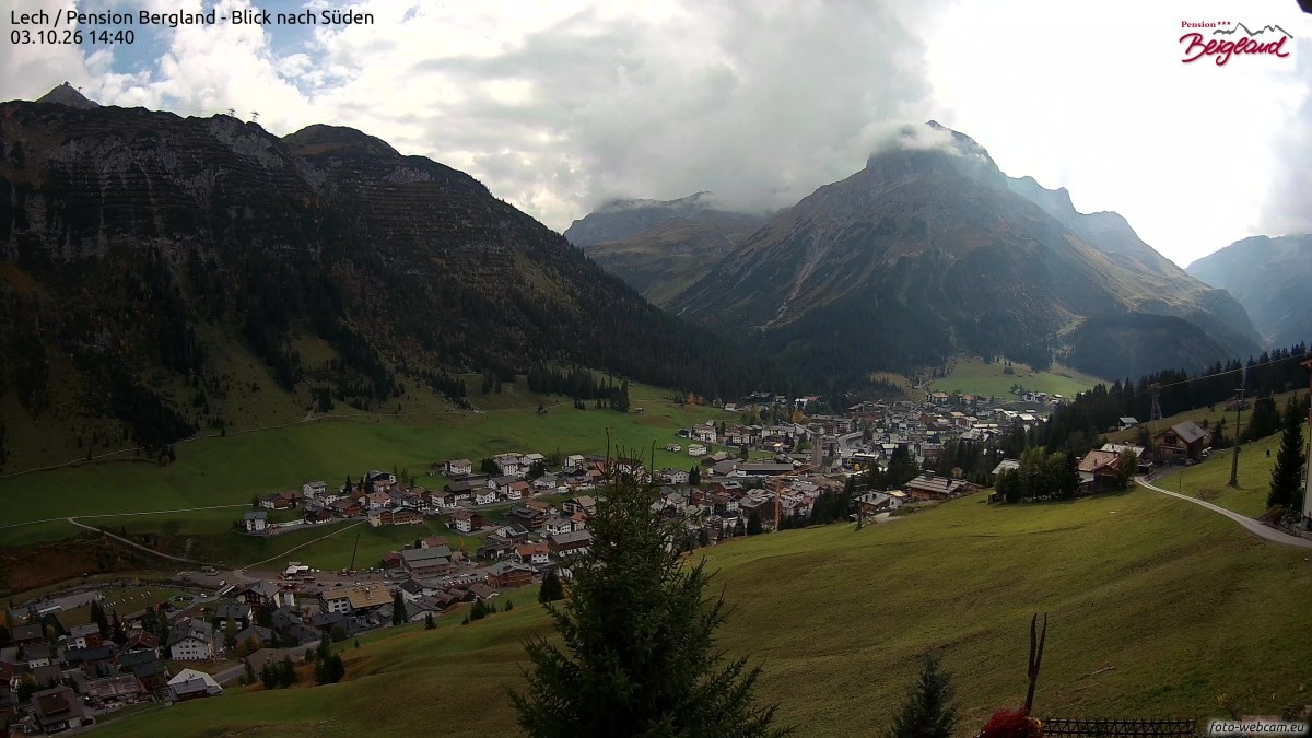 Archived image Webcam Lech am Arlberg - Guesthouse Bergland