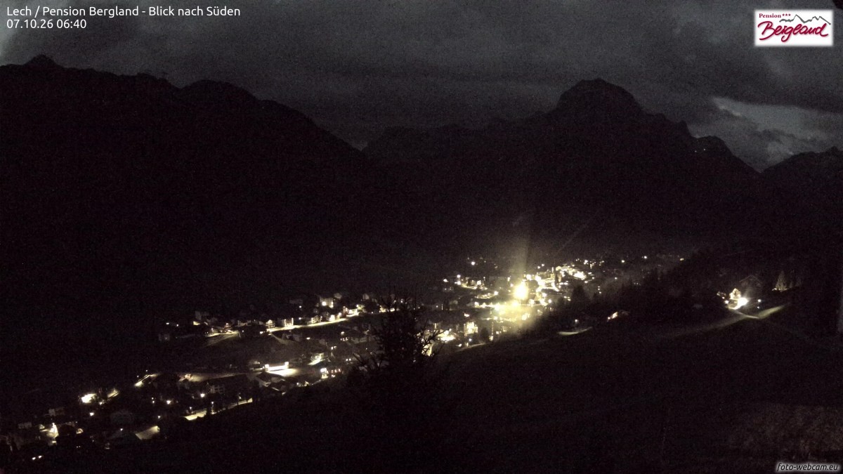 Archiv Foto Webcam Oberlech: Ausblick Pension Bergland