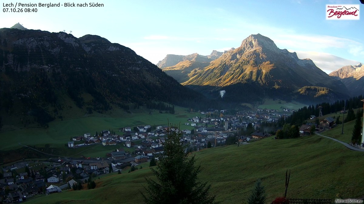 Archiv Foto Webcam Oberlech: Ausblick Pension Bergland