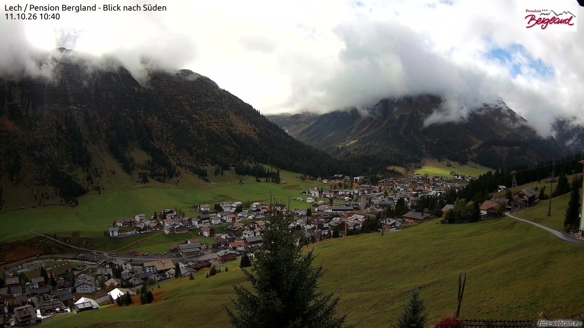 Archived image Webcam Lech am Arlberg - Guesthouse Bergland