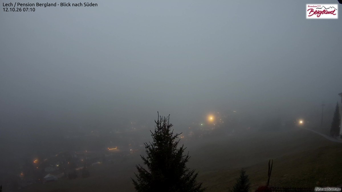 Archiv Foto Webcam Oberlech: Ausblick Pension Bergland