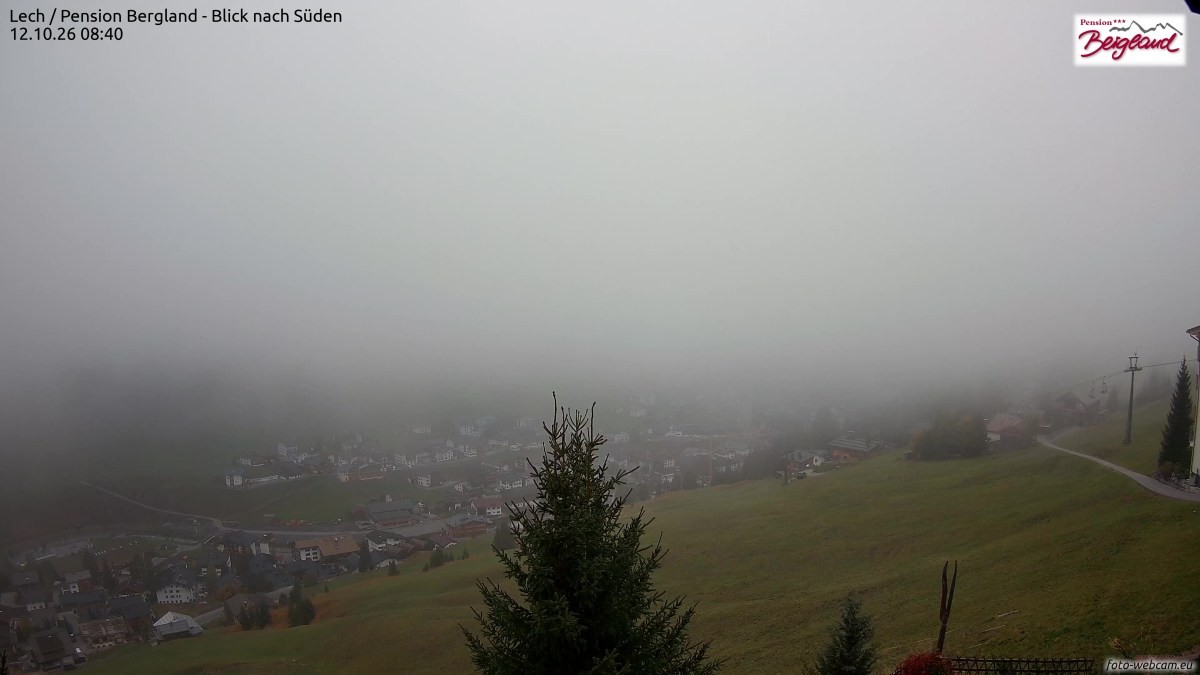 Archiv Foto Webcam Oberlech: Ausblick Pension Bergland