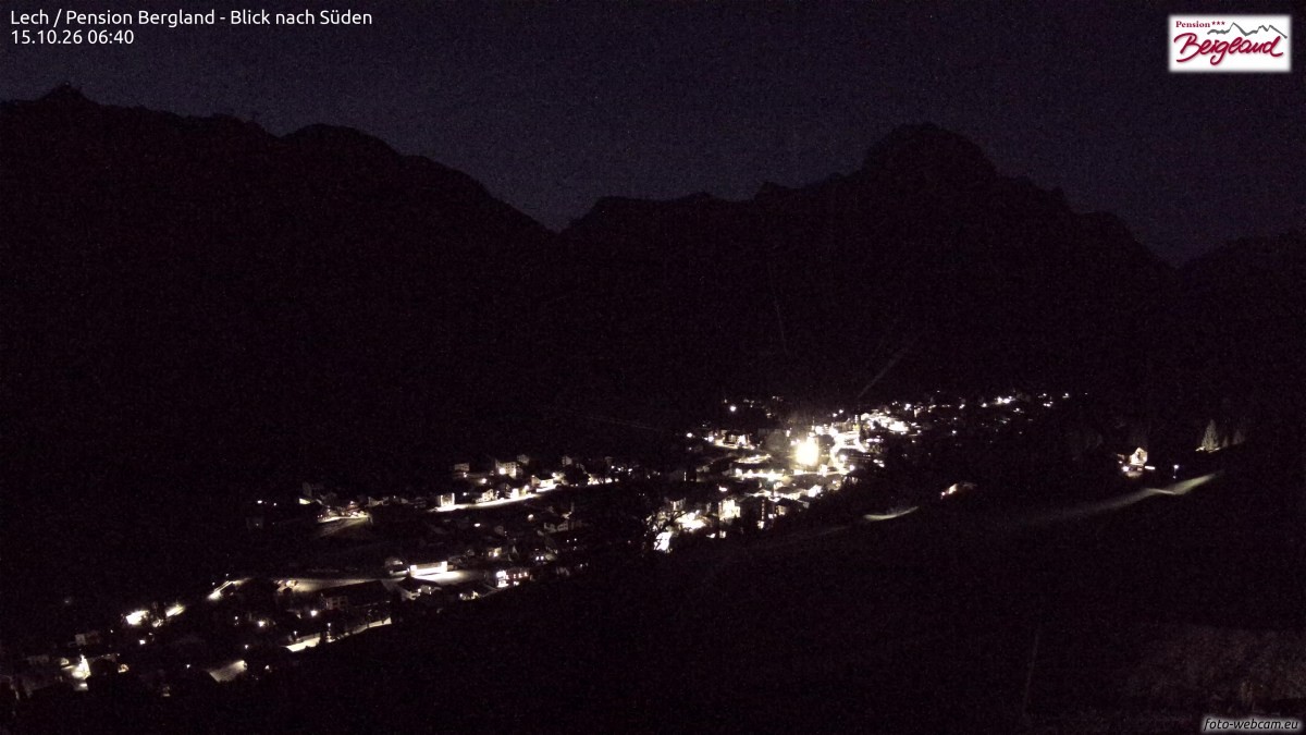 Archiv Foto Webcam Oberlech: Ausblick Pension Bergland