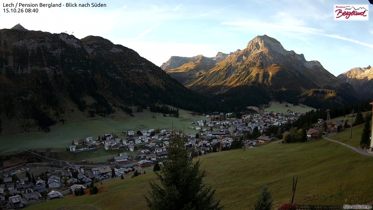 Archiv Foto Webcam Oberlech: Ausblick Pension Bergland