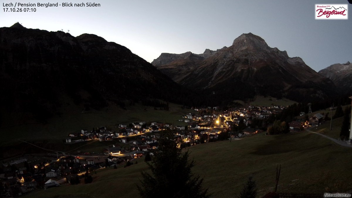 Archiv Foto Webcam Oberlech: Ausblick Pension Bergland