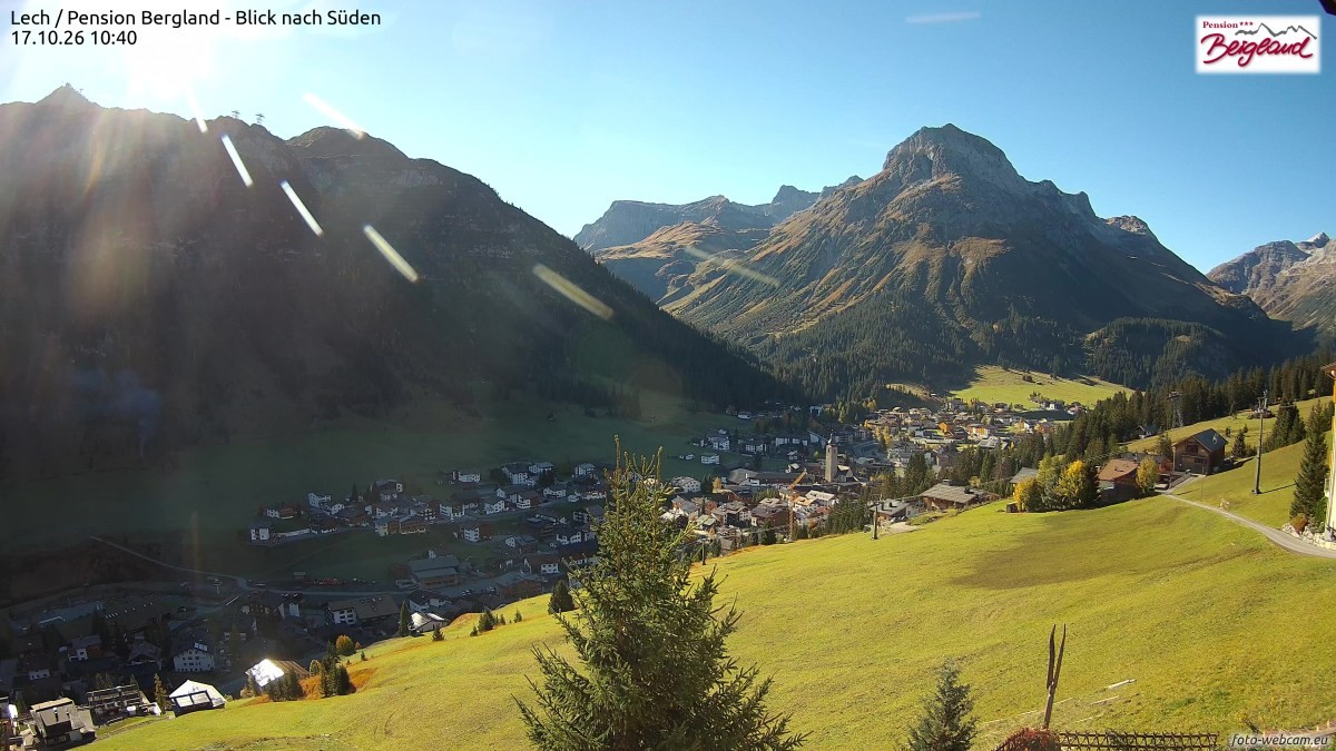 Archiv Foto Webcam Oberlech: Ausblick Pension Bergland