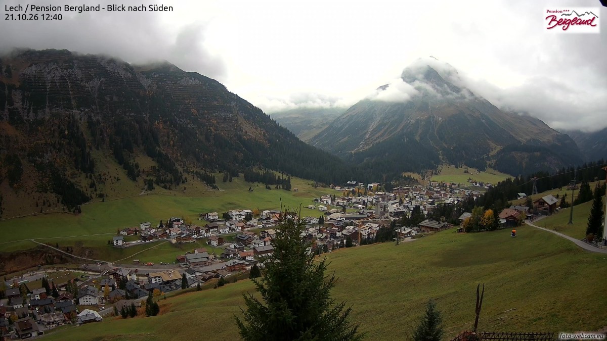 Archived image Webcam Lech am Arlberg - Guesthouse Bergland