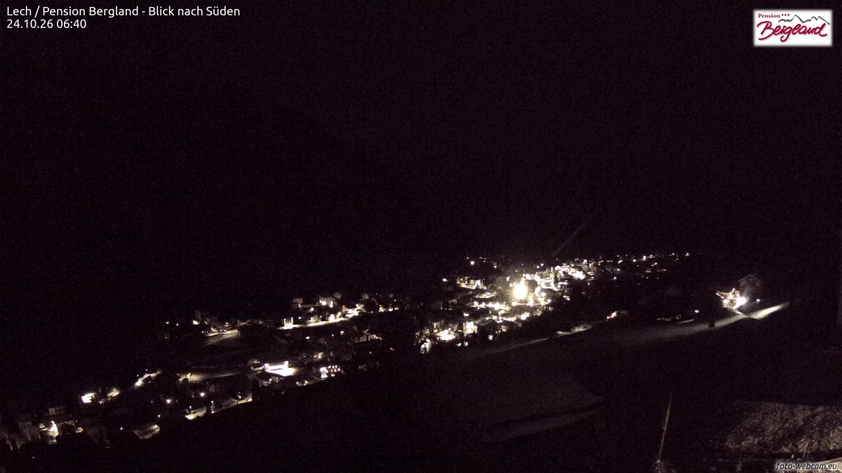 Archiv Foto Webcam Oberlech: Ausblick Pension Bergland