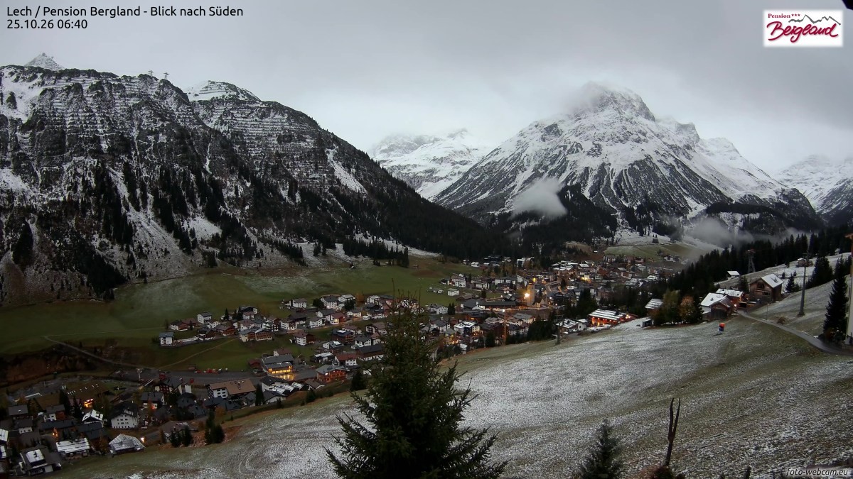 Archived image Webcam Lech am Arlberg - Guesthouse Bergland