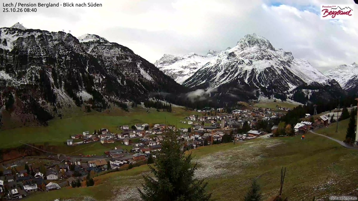 Archived image Webcam Lech am Arlberg - Guesthouse Bergland