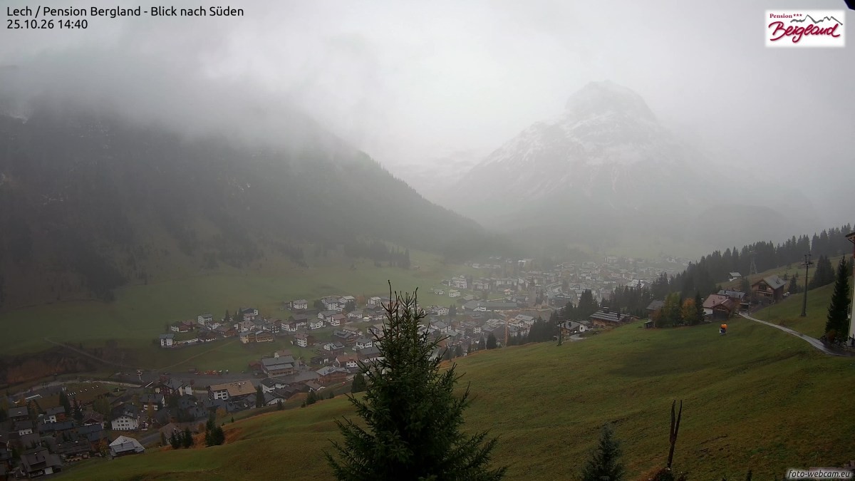 Archived image Webcam Lech am Arlberg - Guesthouse Bergland