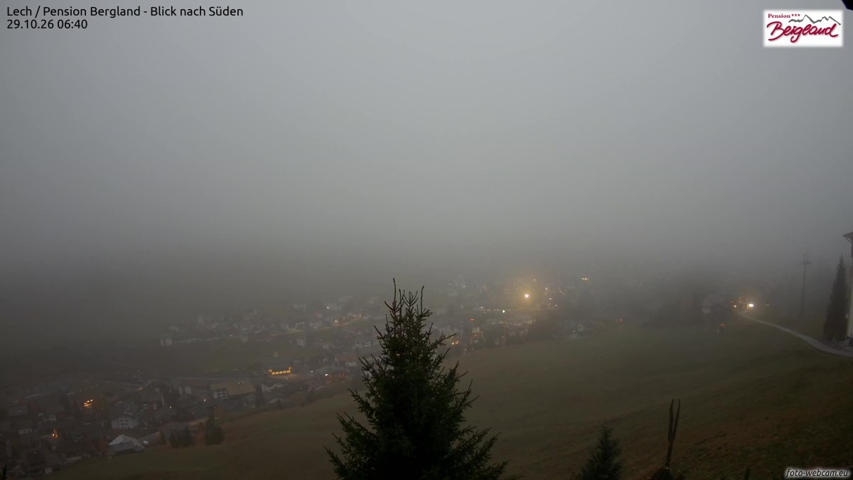 Archiv Foto Webcam Oberlech: Ausblick Pension Bergland