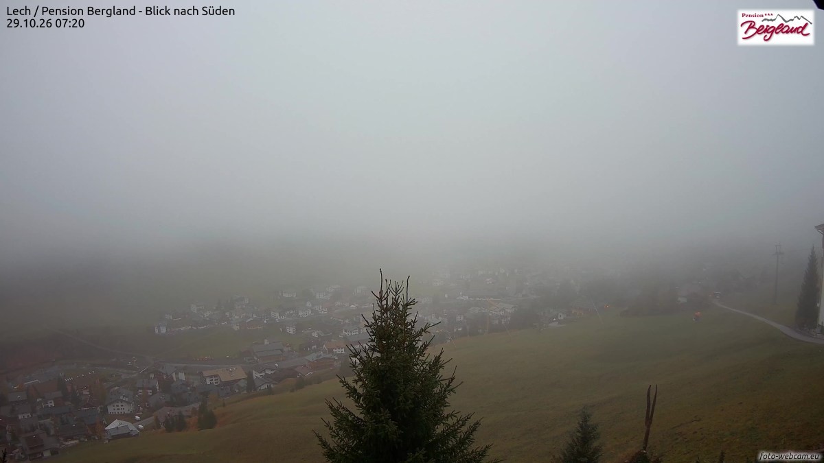 Archiv Foto Webcam Oberlech: Ausblick Pension Bergland