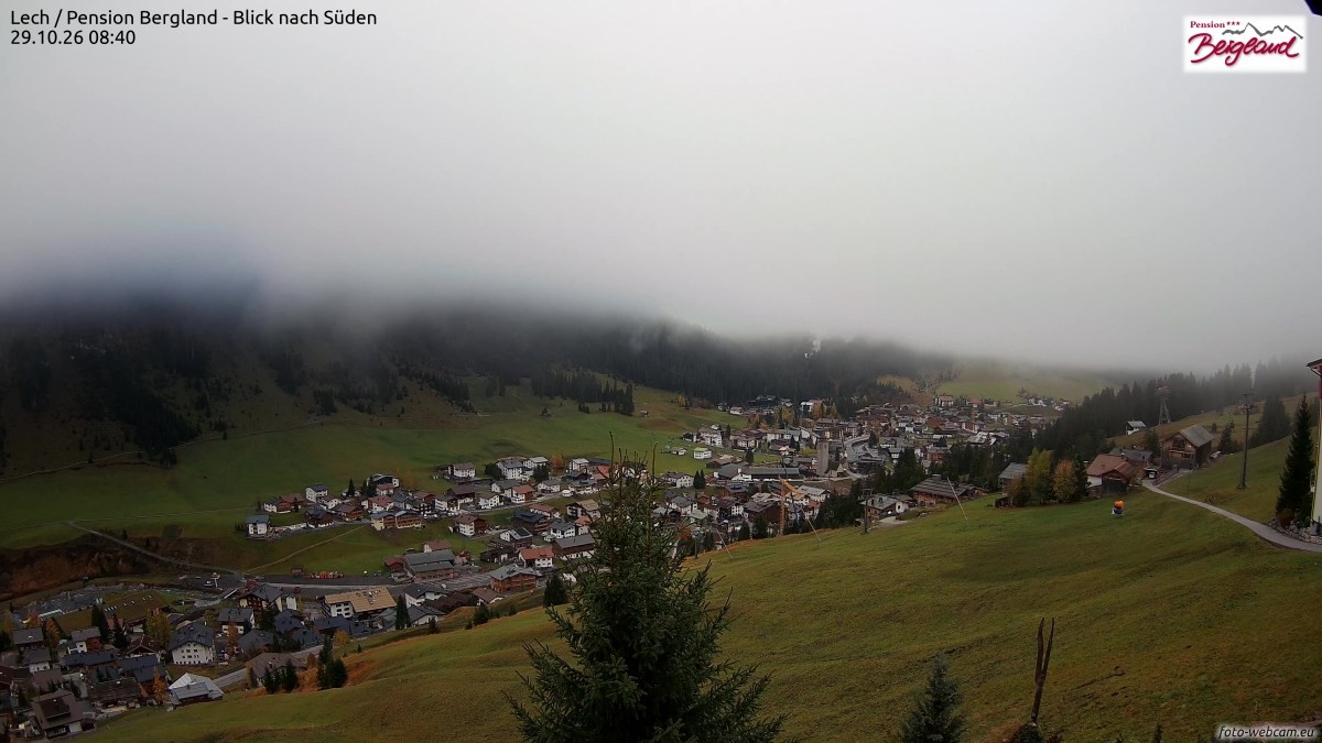 Archiv Foto Webcam Oberlech: Ausblick Pension Bergland