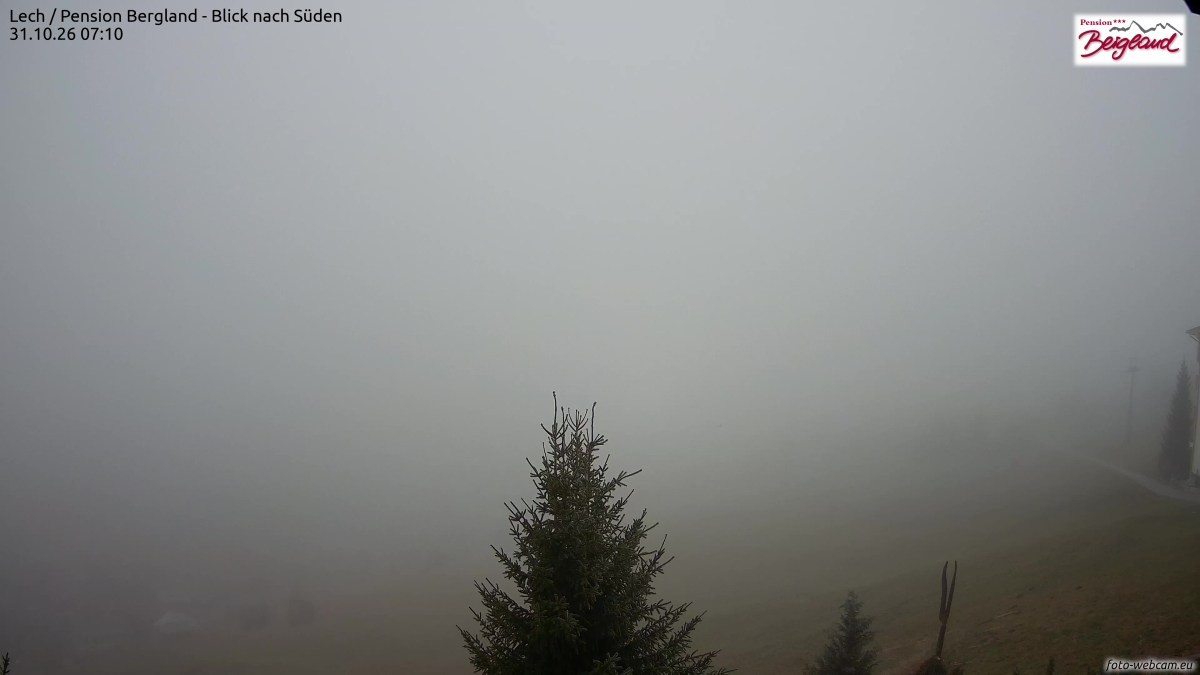 Archiv Foto Webcam Oberlech: Ausblick Pension Bergland