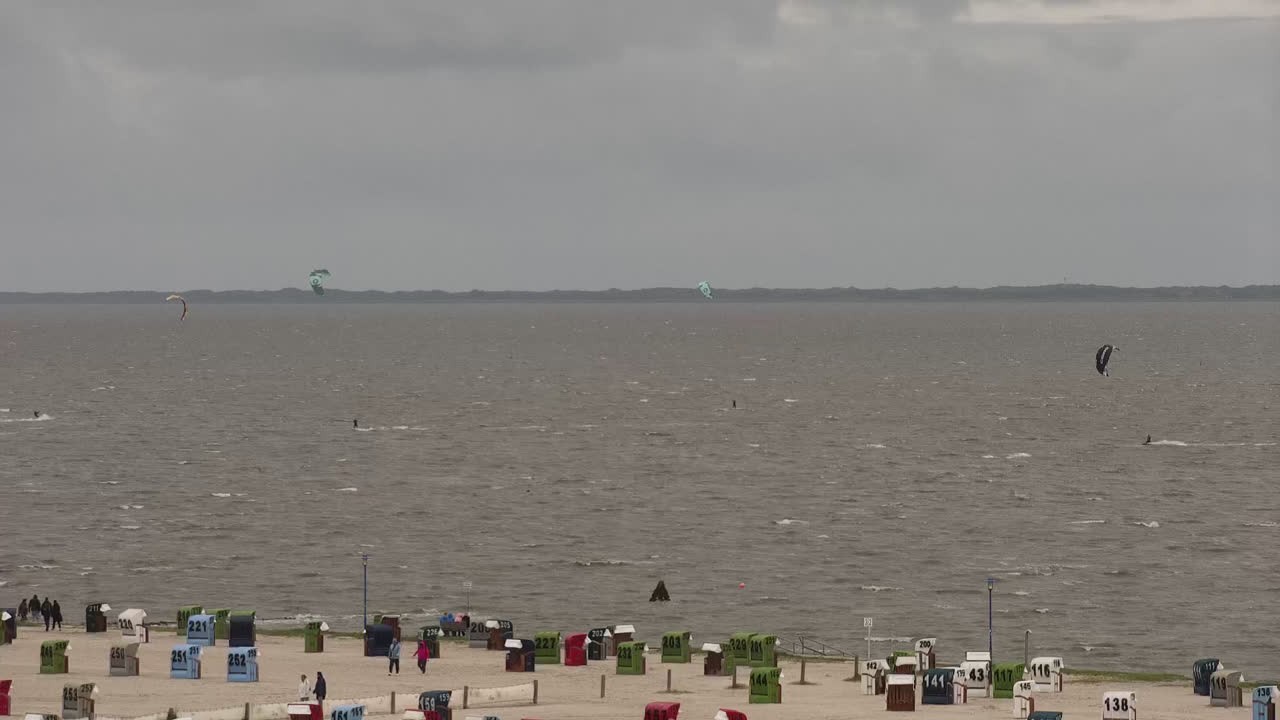 Archived image Webcam Neuharlingersiel: On the Wadden Sea