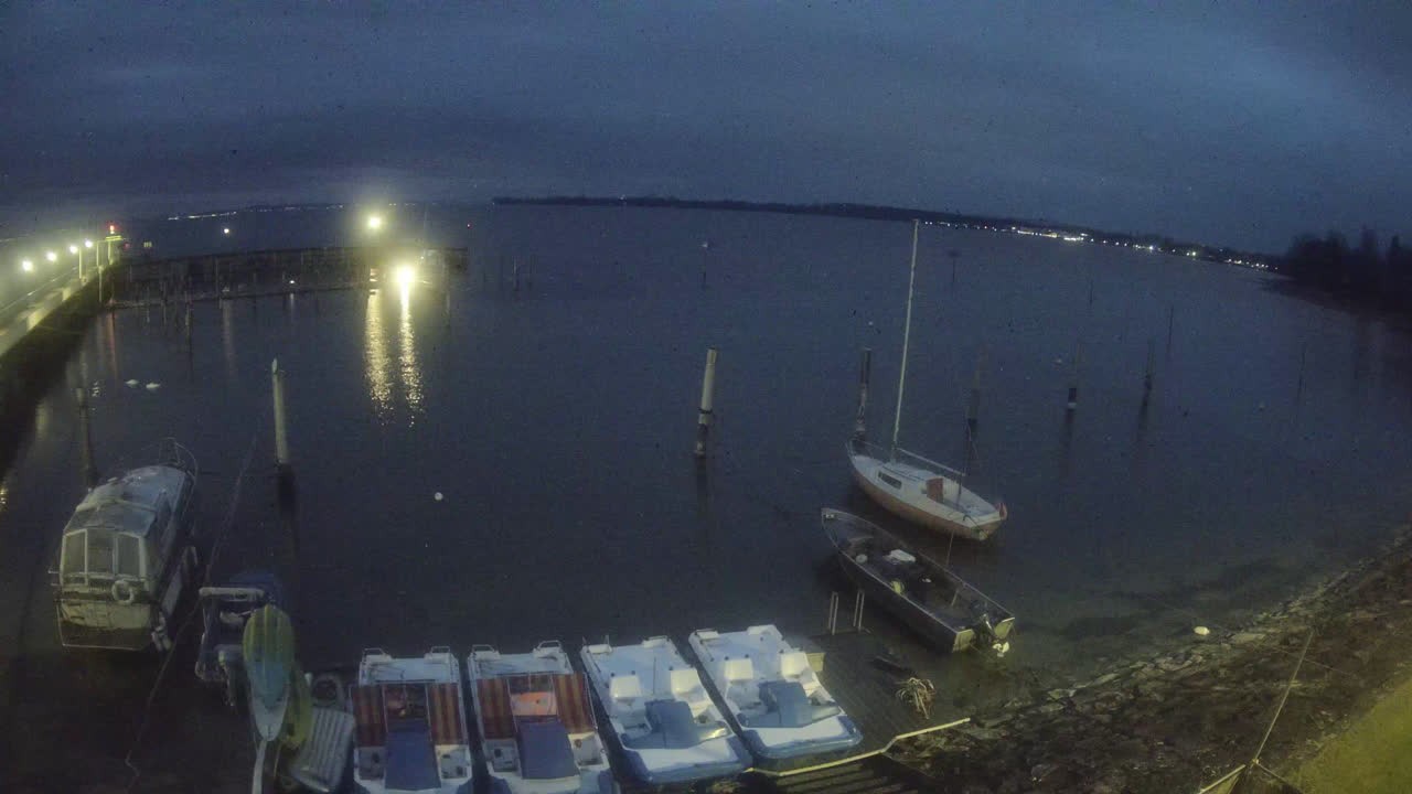 Archived image Webcam Nonnenhorn on Lake Constance