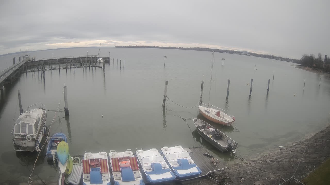 Archived image Webcam Nonnenhorn on Lake Constance