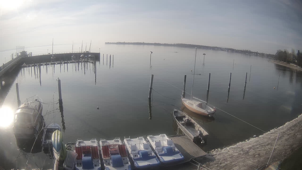 Archived image Webcam Nonnenhorn on Lake Constance