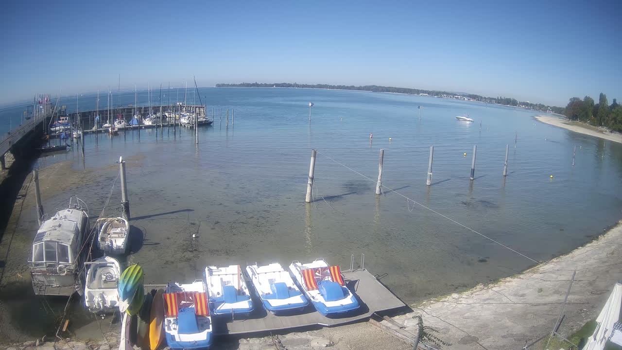 Archived image Webcam Nonnenhorn on Lake Constance