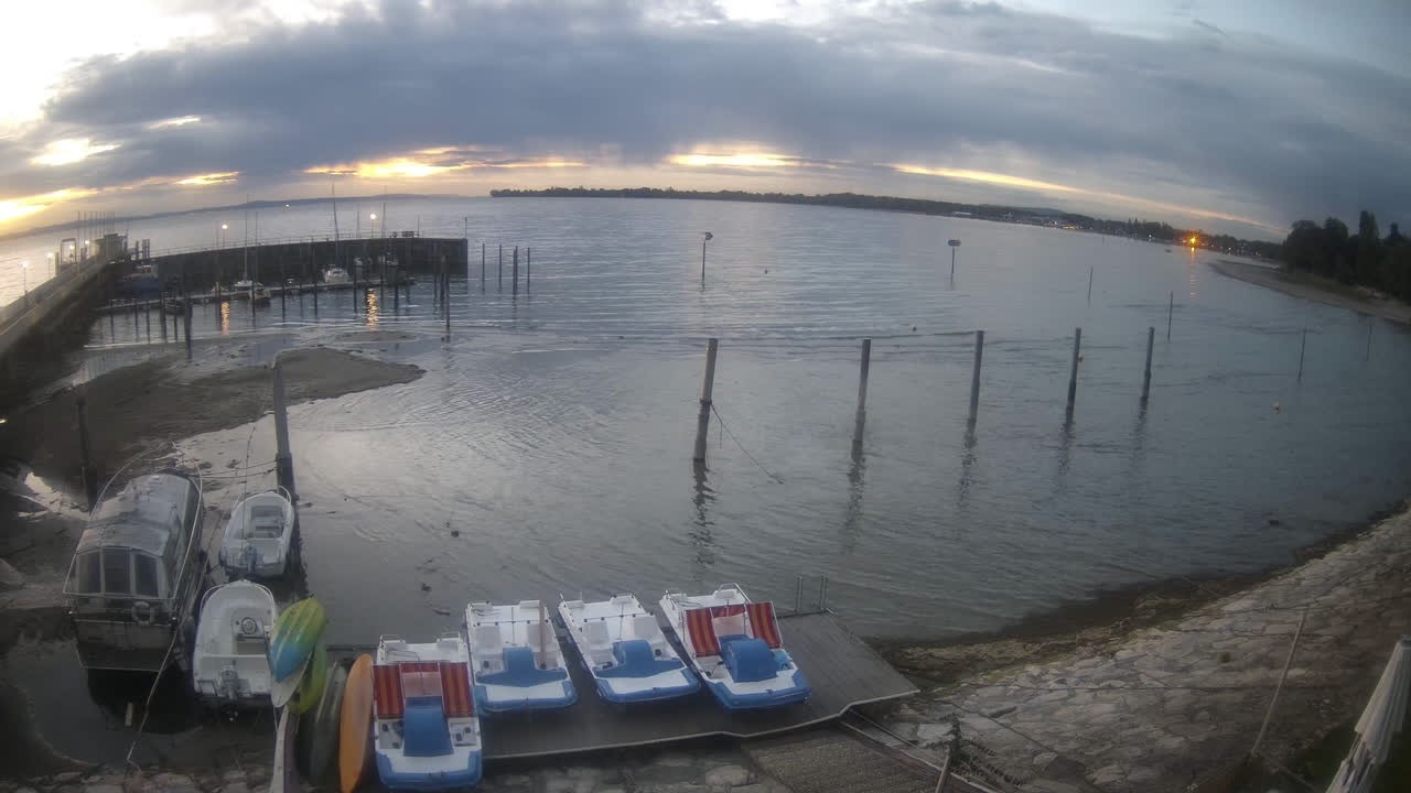 Archived image Webcam Nonnenhorn on Lake Constance