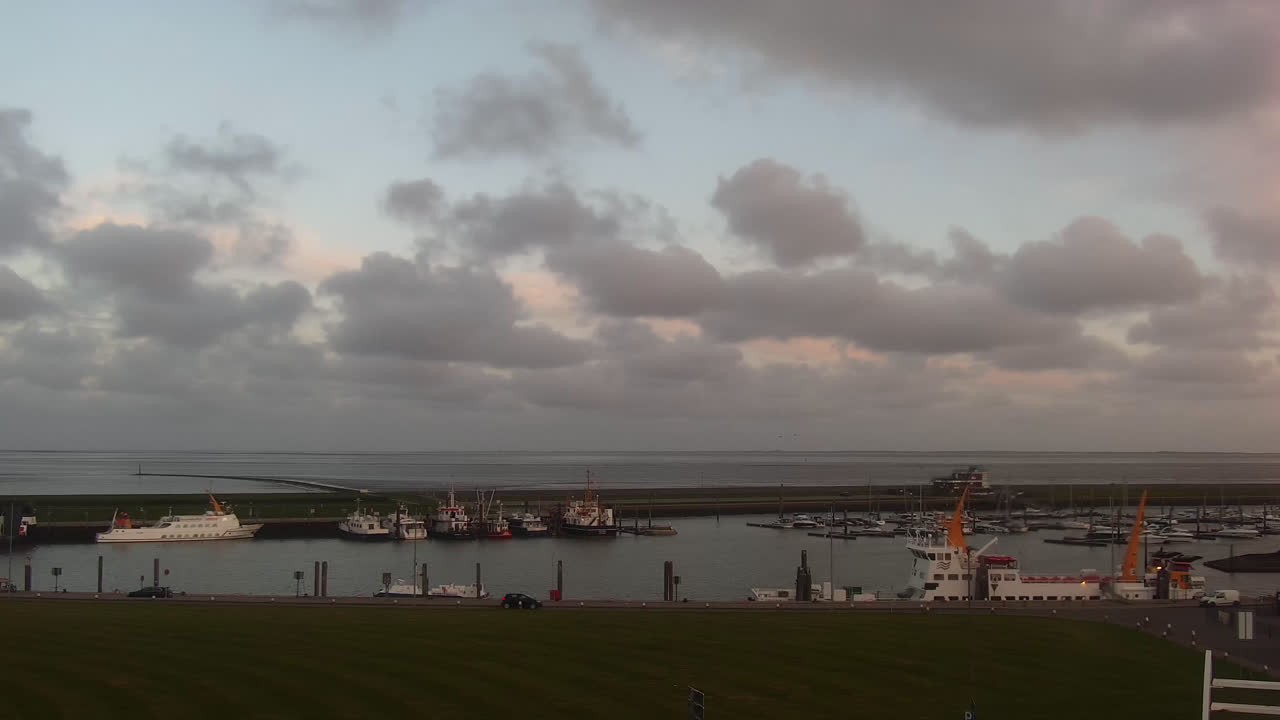 Archiv Foto Webcam Hafen in Norden-Norddeich