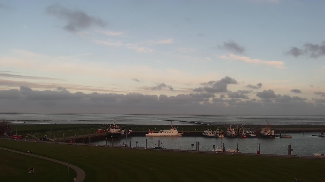 Archiv Foto Webcam Hafen in Norden-Norddeich