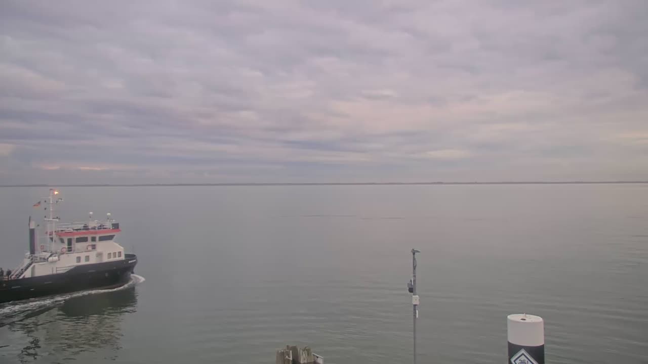 Archived image Webcam Norderney: Harbour