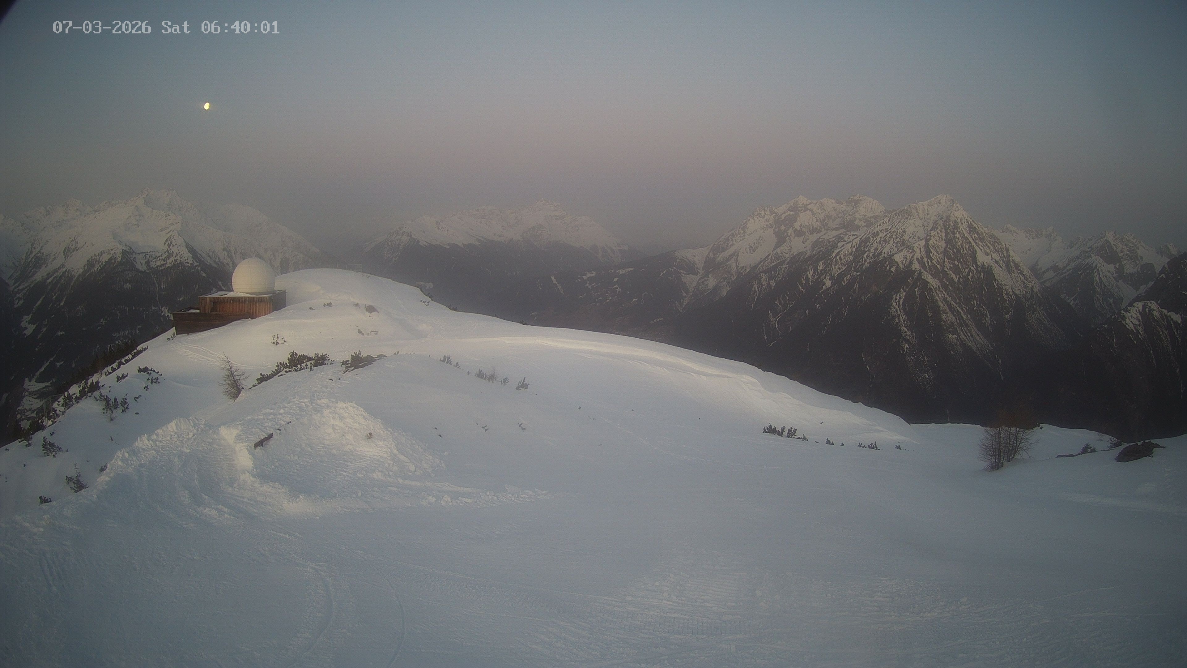 Archived image Webcam Venet: Astronomical observatory