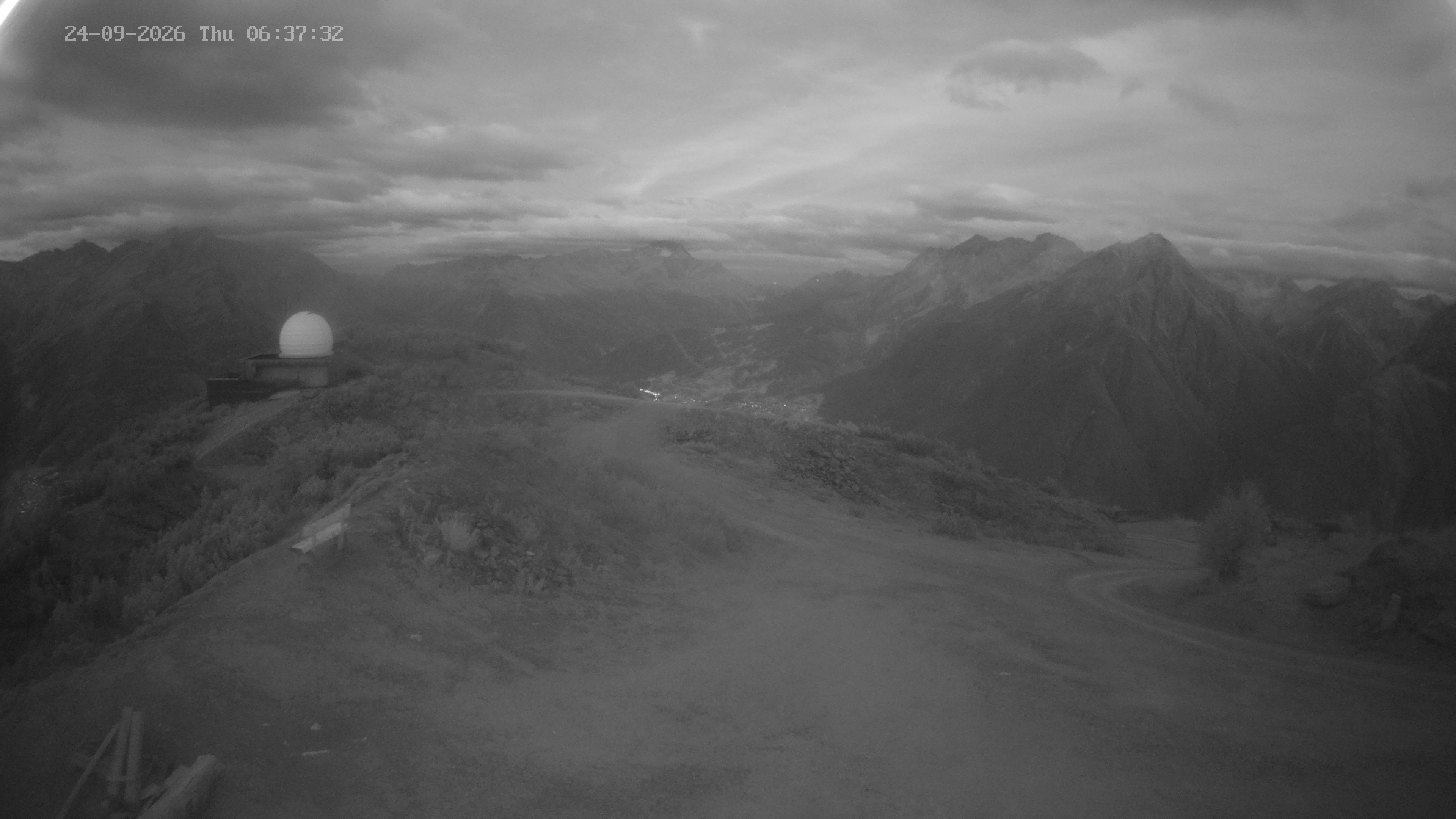 Archived image Webcam Venet: Astronomical observatory