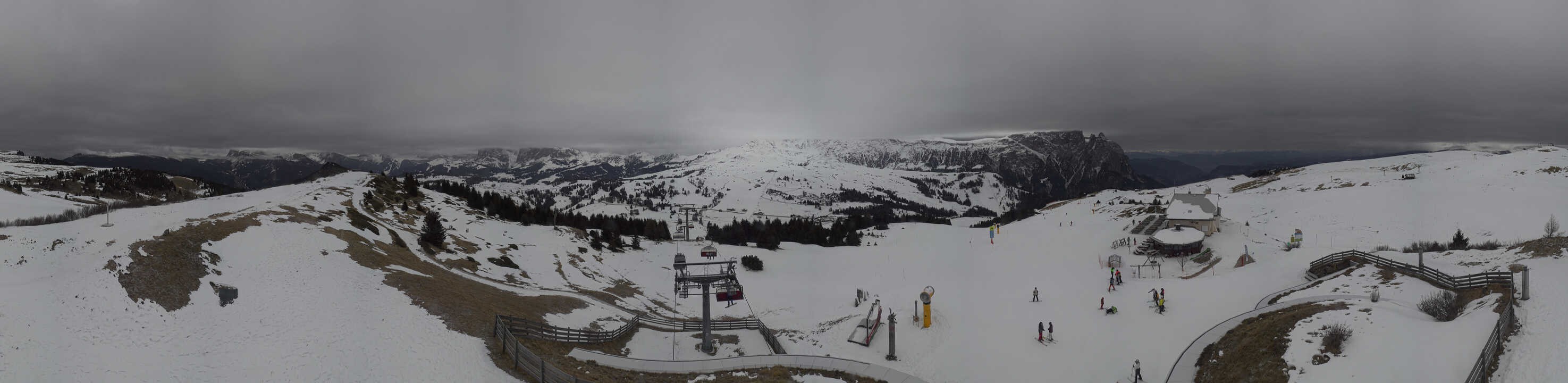 Archiv Foto Webcam Panorama der Seiser Alm von der Puflatsch Bergstation