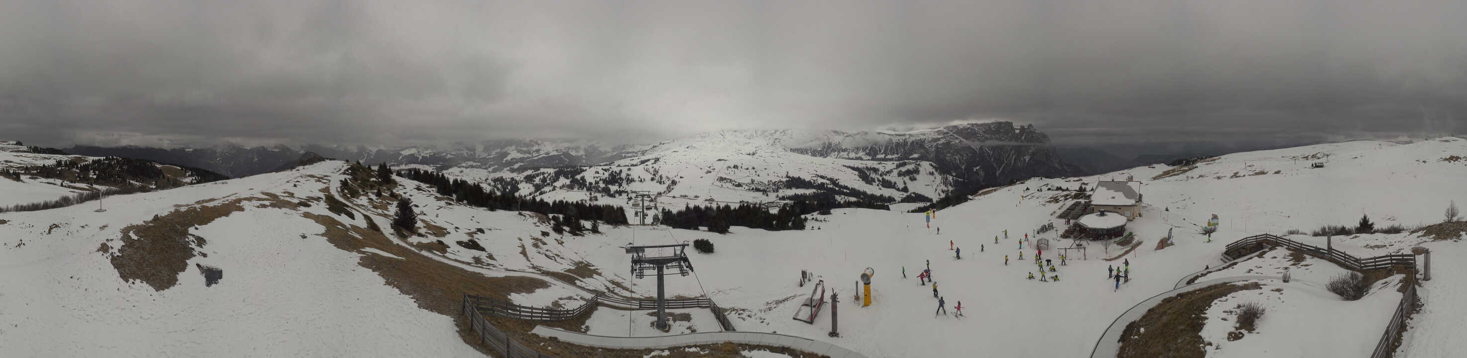 Archiv Foto Webcam Panorama der Seiser Alm von der Puflatsch Bergstation