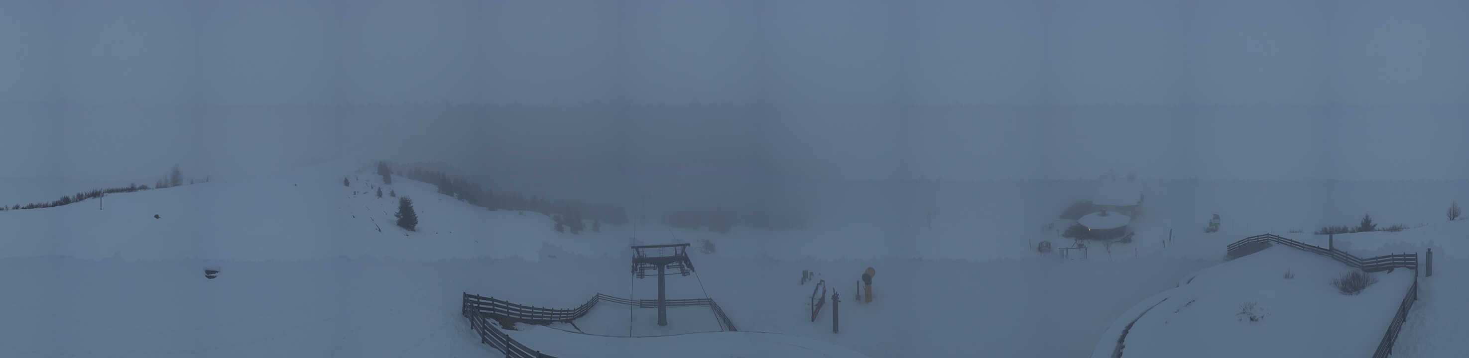 Archived image Webcam Alpe di Siusi: View from the Puflatsch Mountain Station