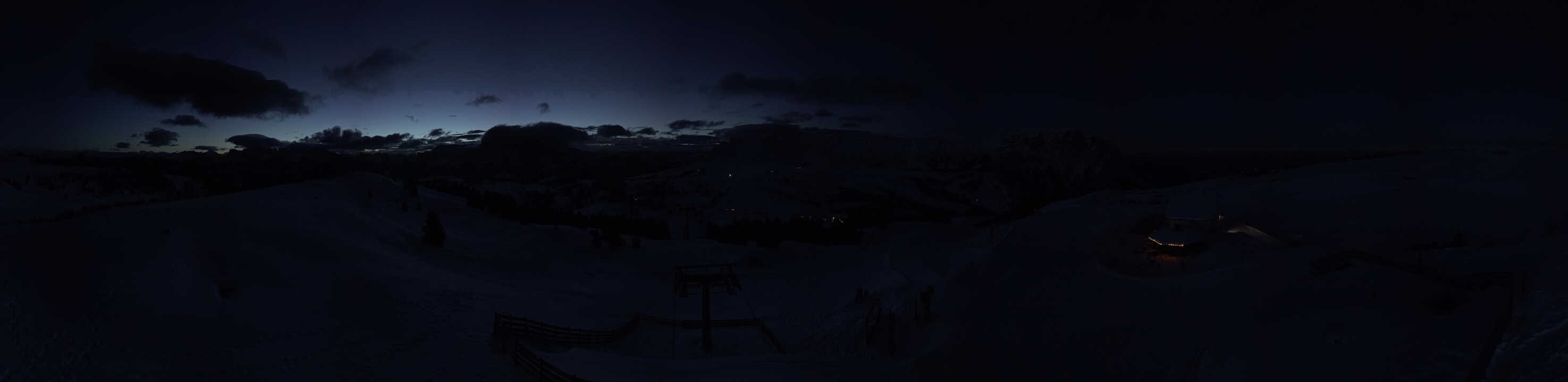 Archiv Foto Webcam Panorama der Seiser Alm von der Puflatsch Bergstation