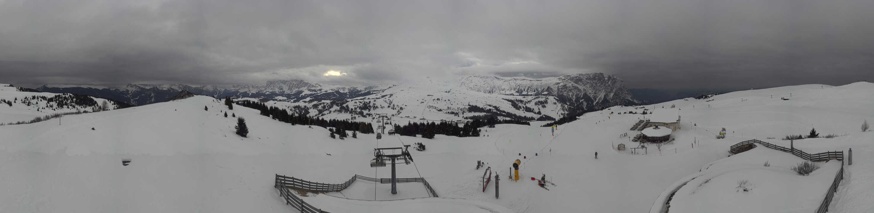 Archiv Foto Webcam Panorama der Seiser Alm von der Puflatsch Bergstation
