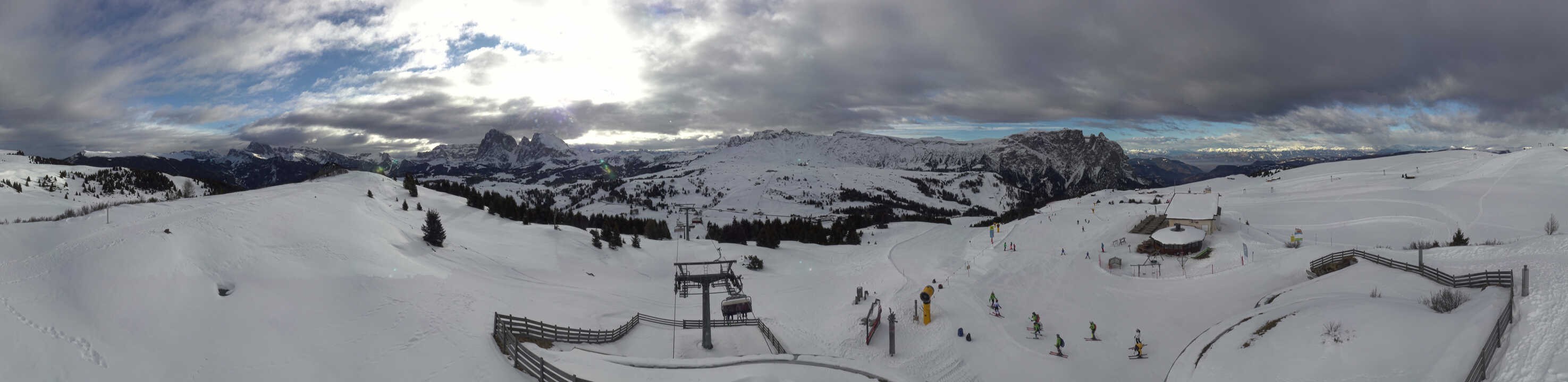 Archiv Foto Webcam Panorama der Seiser Alm von der Puflatsch Bergstation
