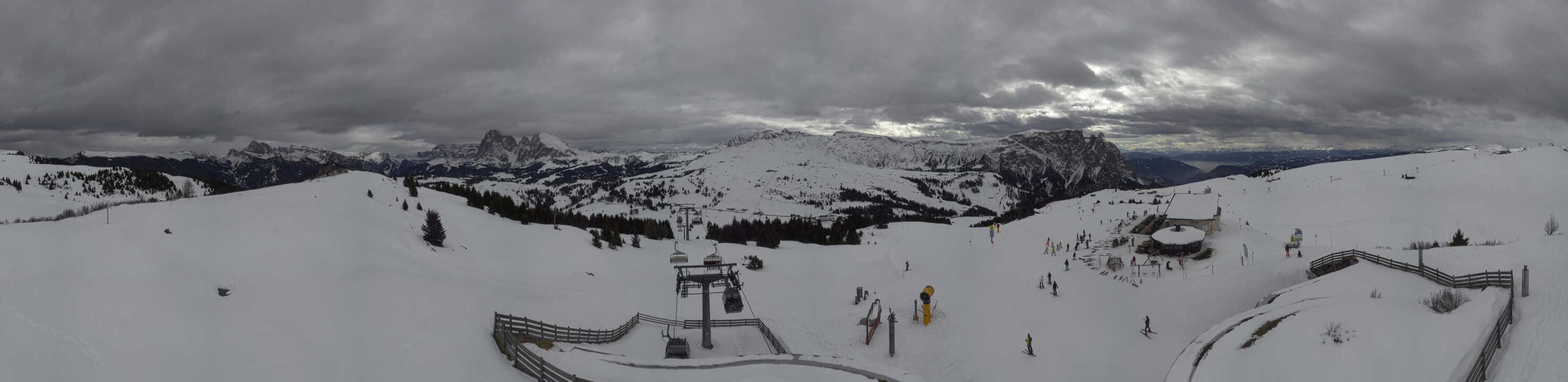 Archiv Foto Webcam Panorama der Seiser Alm von der Puflatsch Bergstation