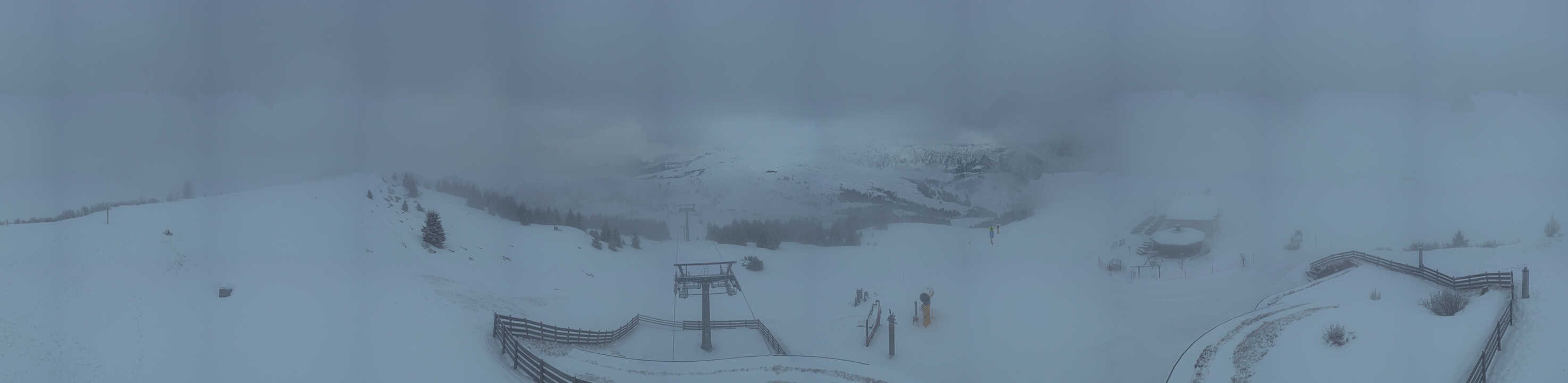 Archived image Webcam Alpe di Siusi: View from the Puflatsch Mountain Station