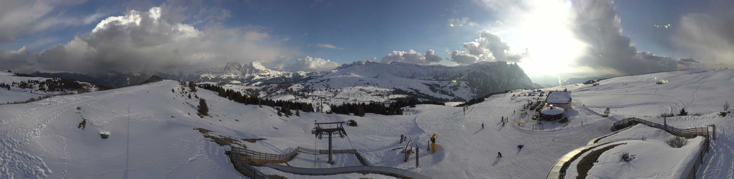 Archiv Foto Webcam Panorama der Seiser Alm von der Puflatsch Bergstation