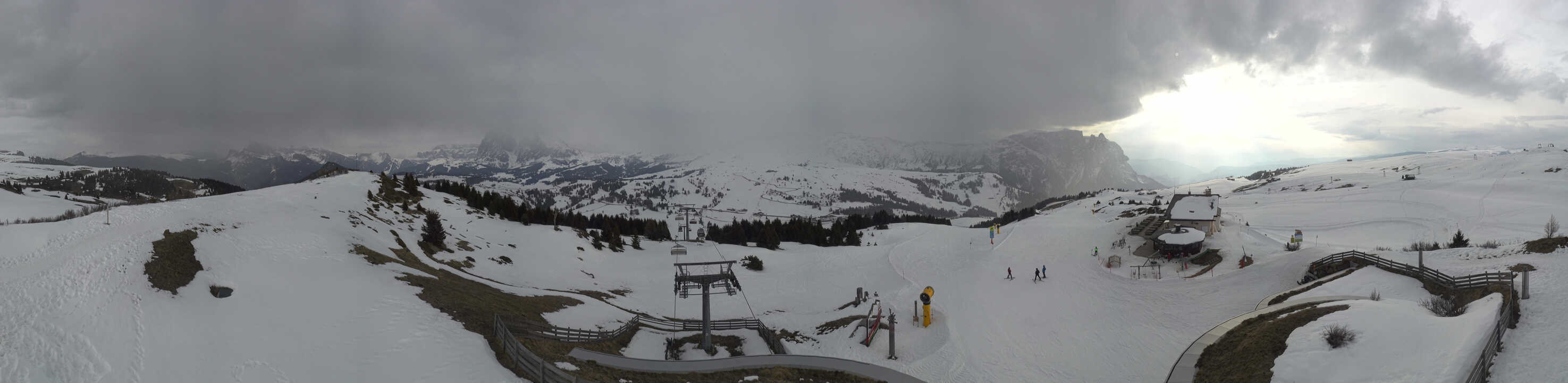 Archiv Foto Webcam Panorama der Seiser Alm von der Puflatsch Bergstation
