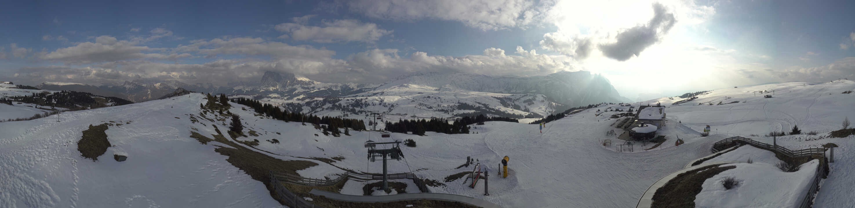 Archiv Foto Webcam Panorama der Seiser Alm von der Puflatsch Bergstation