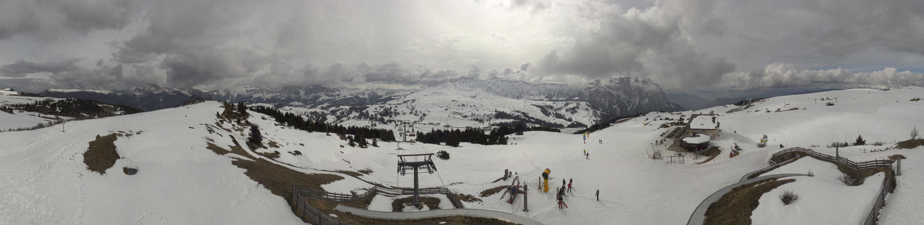 Archiv Foto Webcam Panorama der Seiser Alm von der Puflatsch Bergstation