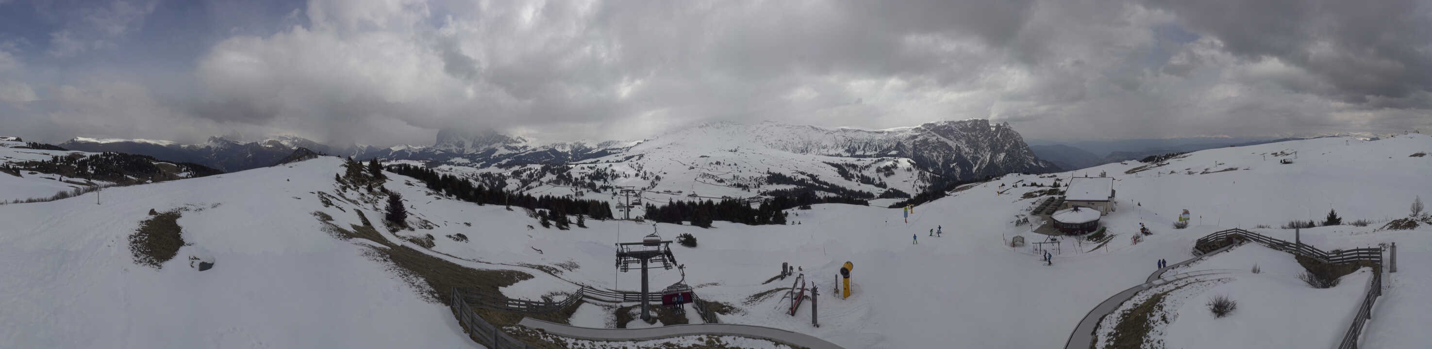 Archiv Foto Webcam Panorama der Seiser Alm von der Puflatsch Bergstation