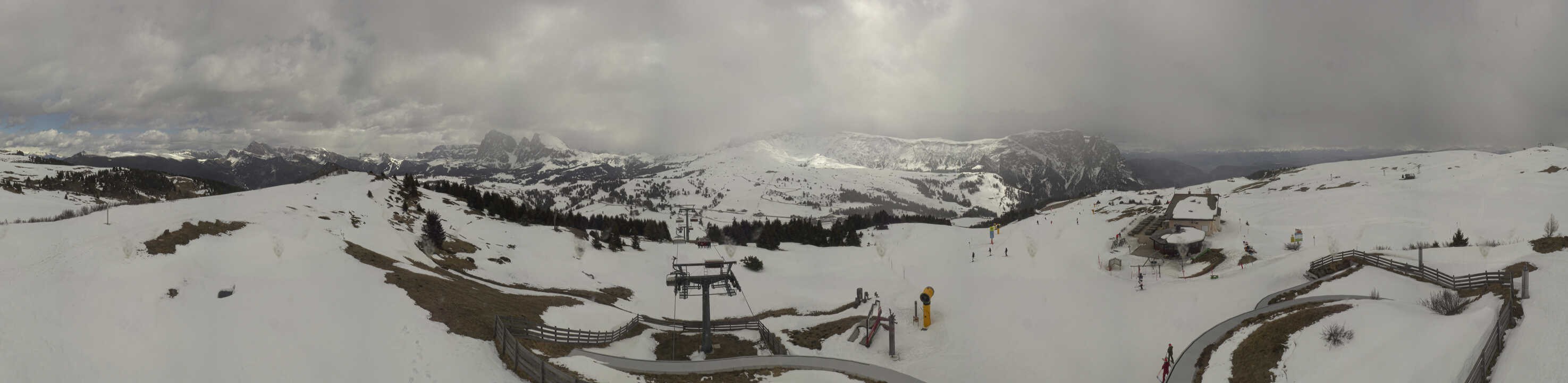 Archiv Foto Webcam Panorama der Seiser Alm von der Puflatsch Bergstation