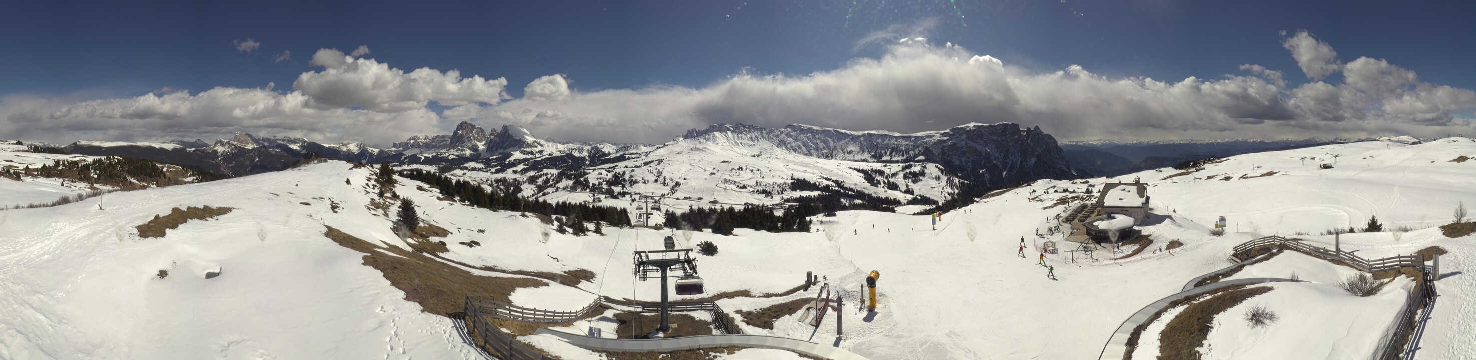 Archiv Foto Webcam Panorama der Seiser Alm von der Puflatsch Bergstation