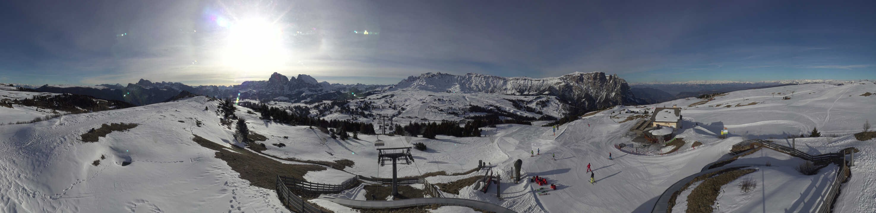 Archived image Webcam Alpe di Siusi: View from the Puflatsch Mountain Station